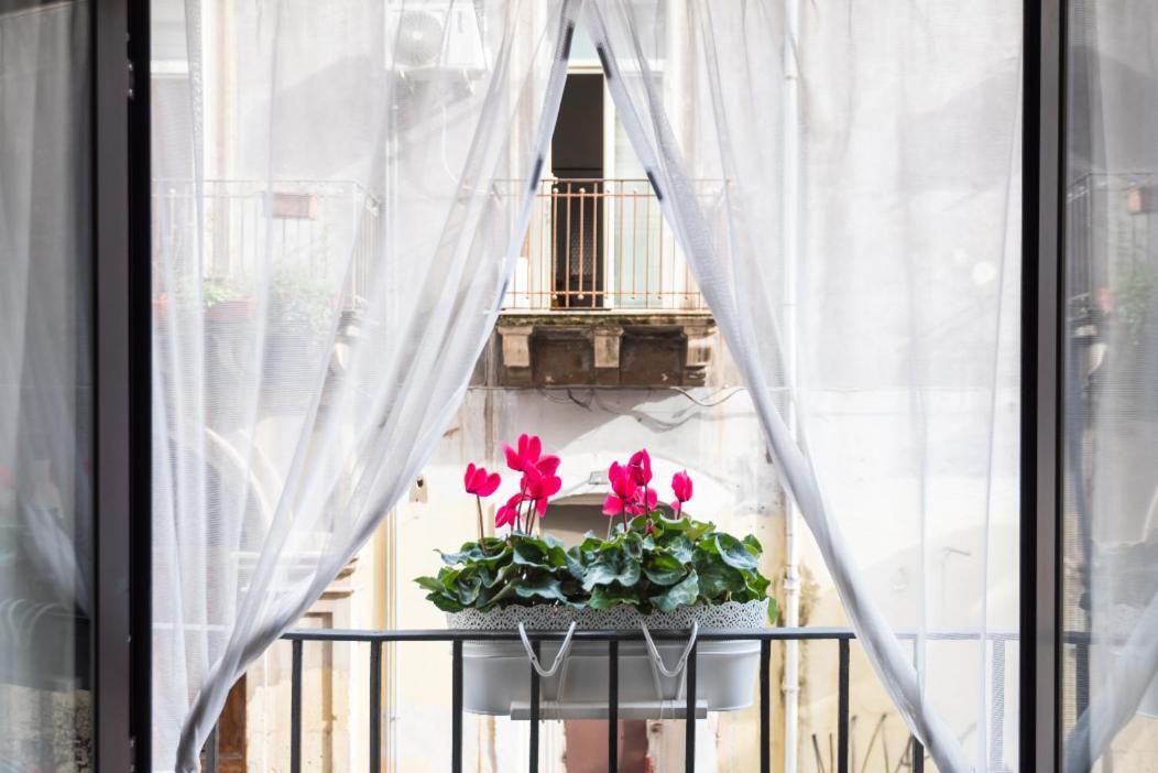 Le Pennellate Short Lets Apartment Catania Luaran gambar